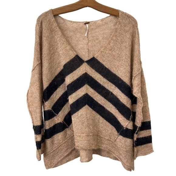 Free People Twelve Rose Oversized Pullover Sweater Women S Chevron Alpaca - Picture 2 of 8
